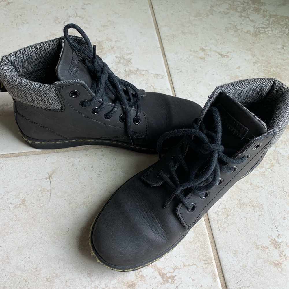 Dr. Martens sneakers